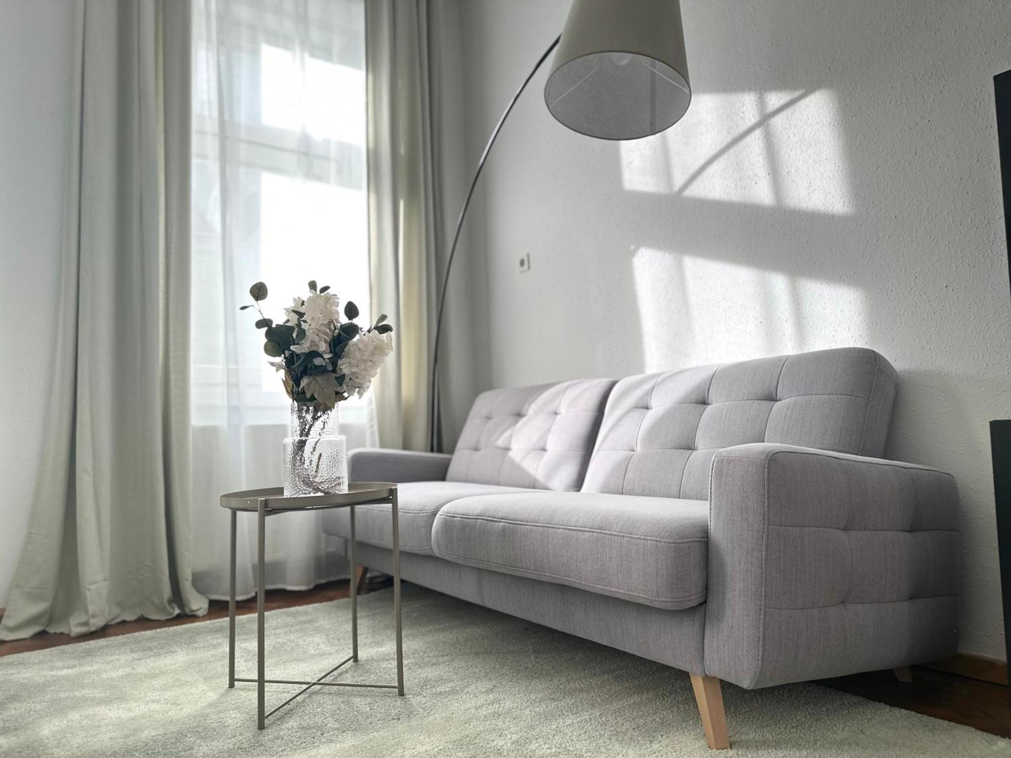 Spacious Apartment, 3 Min To U1 Reumannplatz Viena Exterior foto