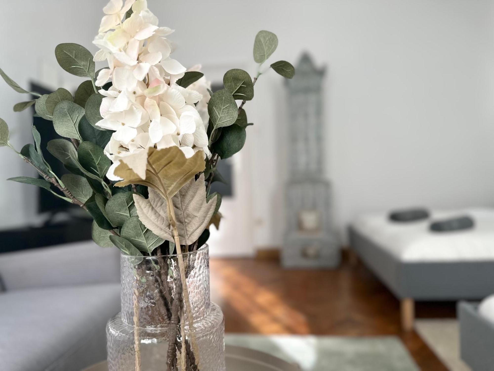 Spacious Apartment, 3 Min To U1 Reumannplatz Viena Exterior foto